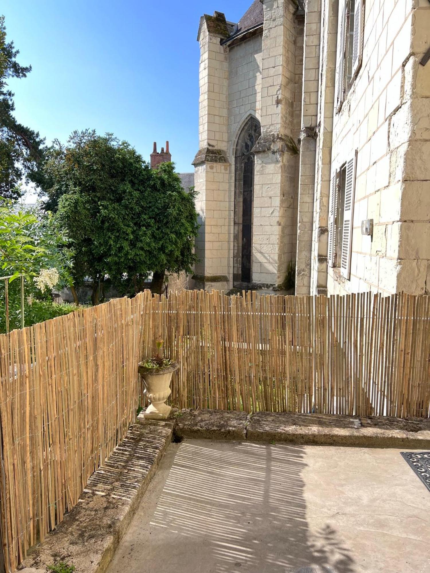 Le Rabelais, Superbe Appartement En Duplex, Proche Forteresse Et Monument Historique Chinon Eksteriør bilde